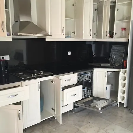 Seaside Apart Cebeci 8 Апартаменты Махмутлар